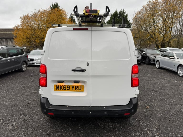 2020 Vauxhall Vivaro 2900 1.5d 100PS Edition H1 Van, Euro 6 , No VAT PANEL VAN Diesel Manual