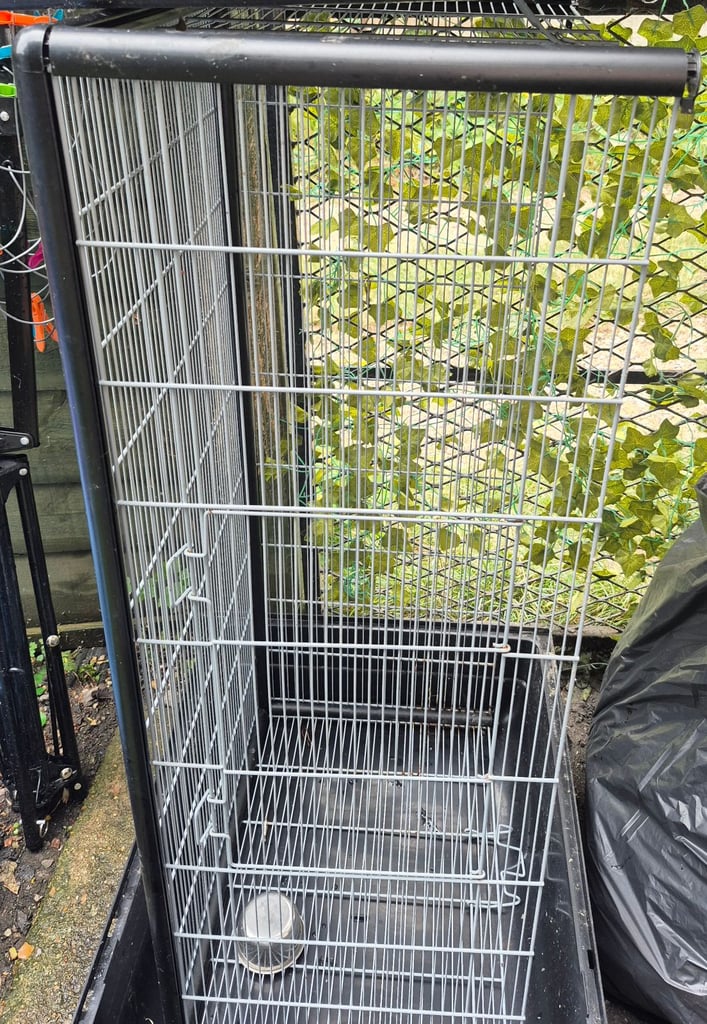 Rat/hamster cage and accessories