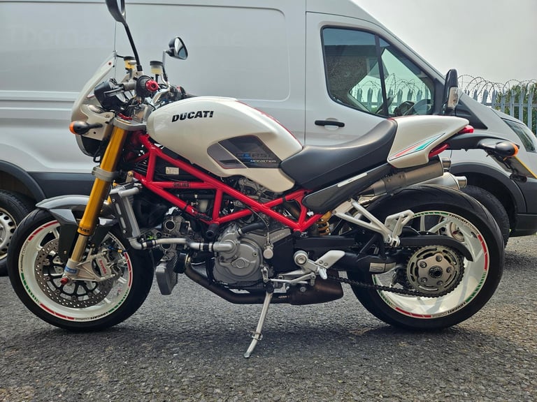 Ducati S4RS in absolute stunning condition 