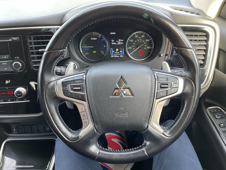 2020 Mitsubishi Outlander 2.4h TwinMotor 13.8kWh Verve CVT 4WD Euro 6 (s/s) 5dr ESTATE Petrol/Ele...