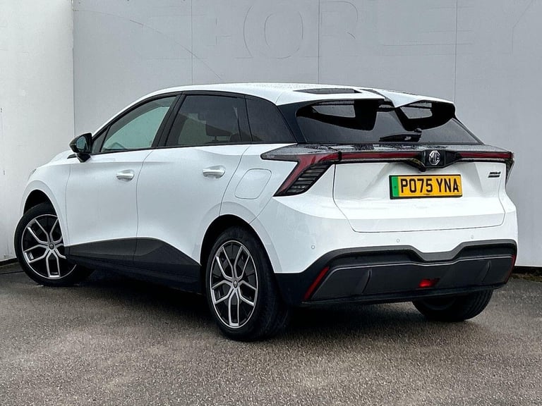 2025 MG MG4 64kWh Trophy Long Range Hatchback 5dr Electric Auto (203 ps) Hatchback ELECTRIC Autom...