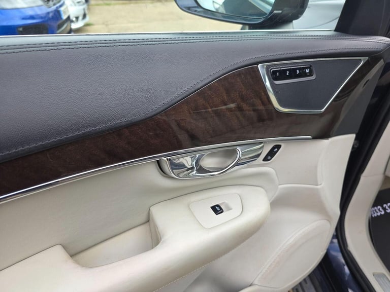 VOLVO XC90 2.0 D5 Inscription Geartronic 4WD Euro 6 (s/s) 5dr 2015