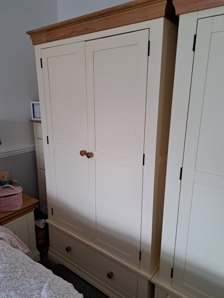 Bedroom furniture 