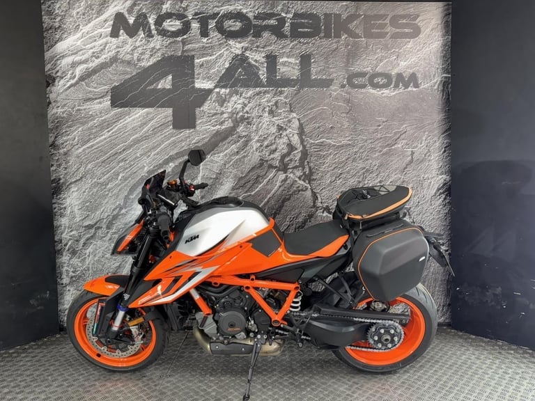 KTM 1290 SUPERDUKE R EVO 2023