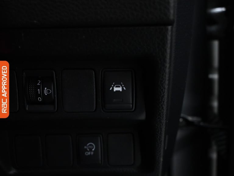 2019 Nissan Qashqai 1.3 DiG-T Acenta Premium 5dr HATCHBACK PETROL Manual