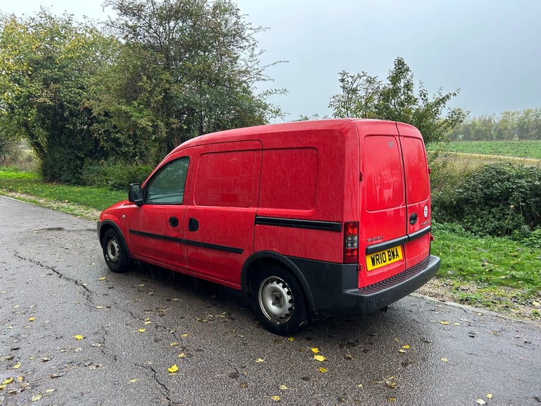 66,000 MILES VAUXHALL COMBO 1.3 CDTI 2010 1 OWNER ROYAL MAIL WITH FULL SERVICE HISTORY NO VAT