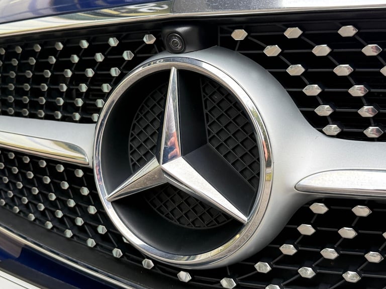 2021 Mercedes-Benz E Class 2.0 E300d AMG Line (Premium) Coupe 2dr Diesel G-Tronic+ Euro 6 (s/s) (...