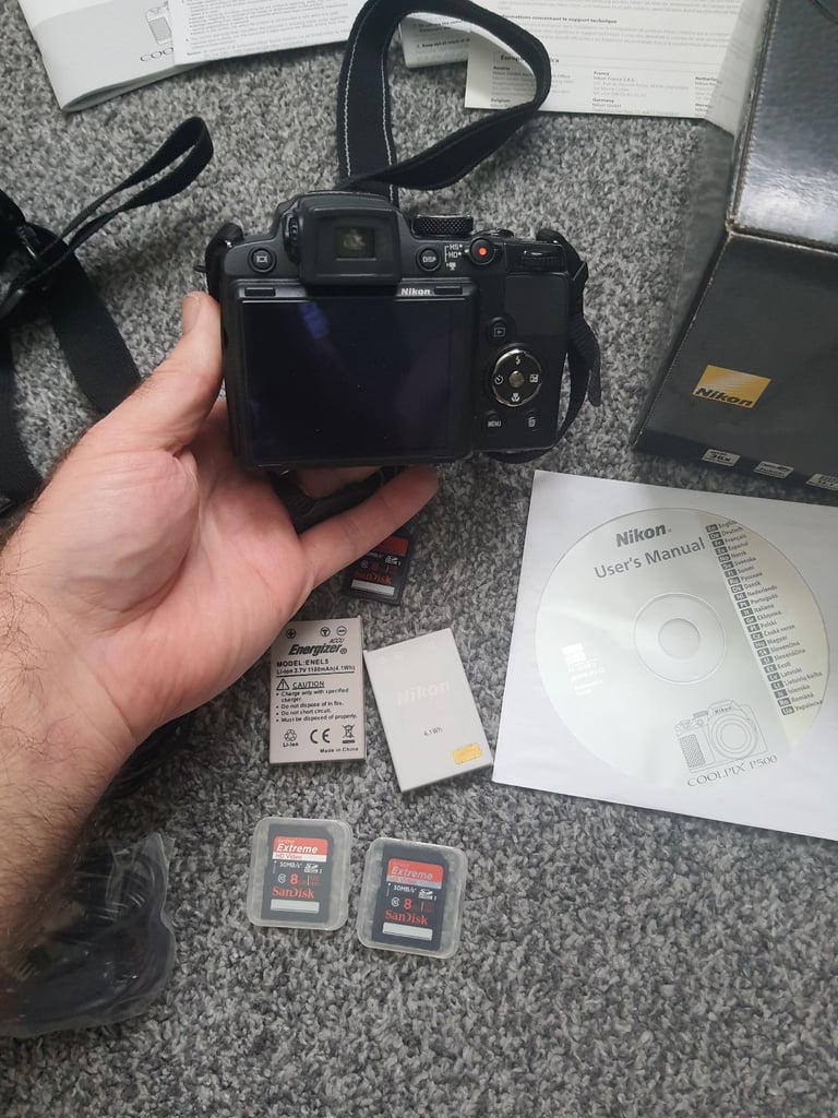 Nikon Coolpix P500