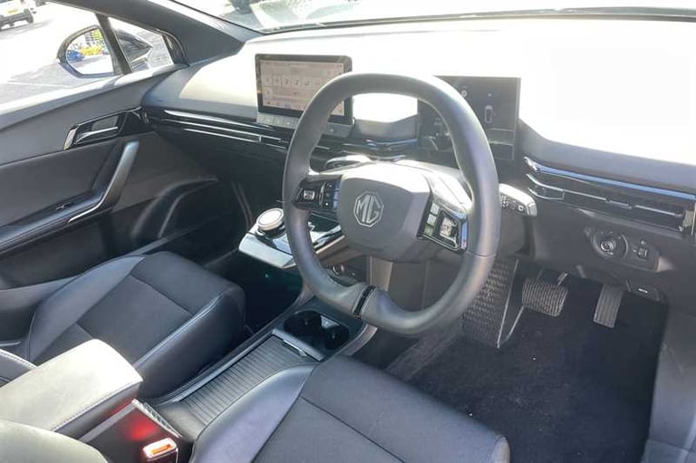 2023 MG MG4 64kWh Trophy Long Range Hatchback 5dr Electric Auto (203 ps) Hatchback Electric Autom...