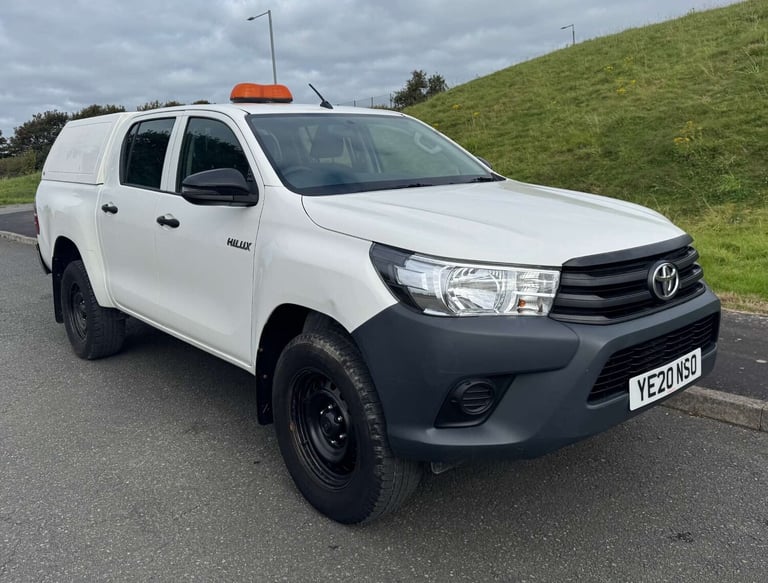 image for 2020 Toyota Hilux 2.4 HI-Luxury Active D-4D 4WD Double Cab 4WD 5dr Pickup Diesel Manual