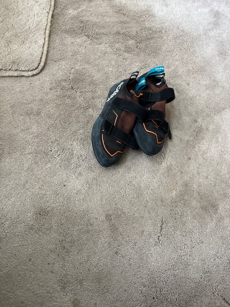 Climbing shoes