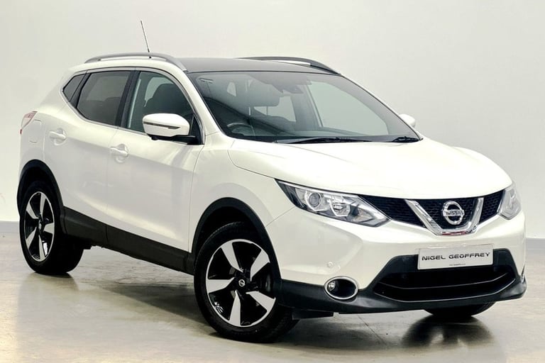 2017 Nissan Qashqai 1.5 dCi N-Vision SUV 5dr Diesel Manual 2WD Euro 6 (s/s) (110 ps) HATCHBACK Di...