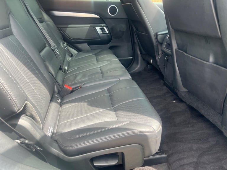 2020 Land Rover Discovery 3.0 SD V6 Landmark Edition Auto 4WD Euro 6 (s/s) 5dr ESTATE Diesel Auto...