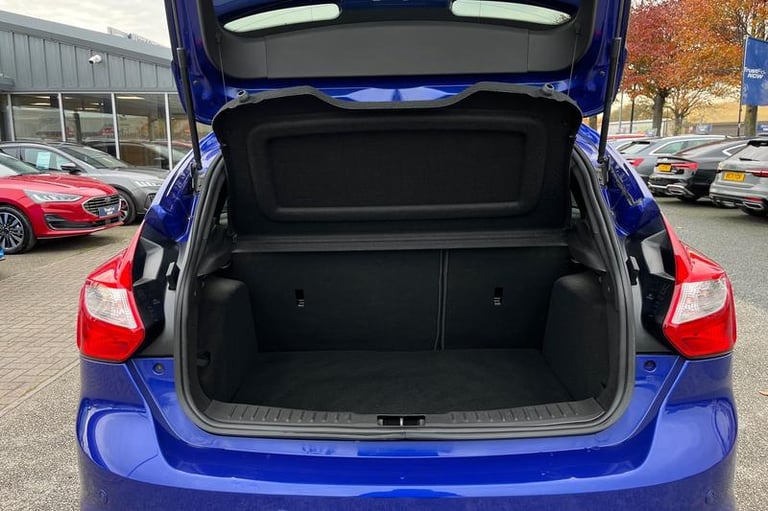 2013 Ford Focus 2.0T ST-3 5dr HATCHBACK PETROL Manual