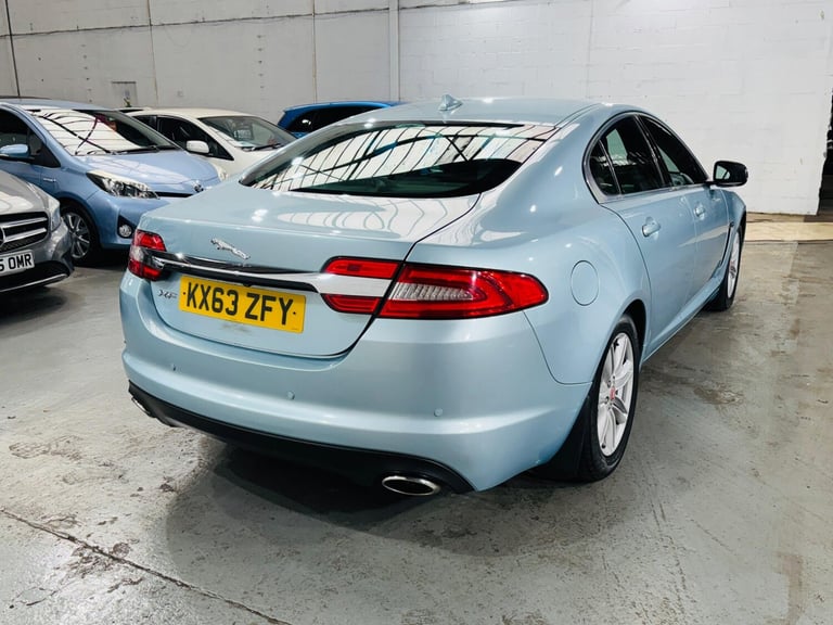 2013 Jaguar XF 3.0d V6 Luxury 4dr Auto [Start Stop] SALOON DIESEL Automatic