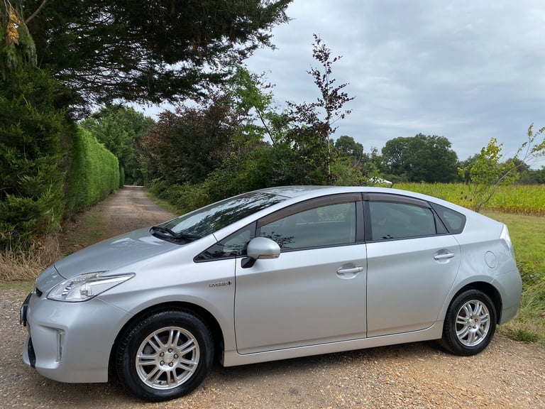 2015 Toyota Prius PRIUS T SPIRIT VVT-I CVT Hybrid