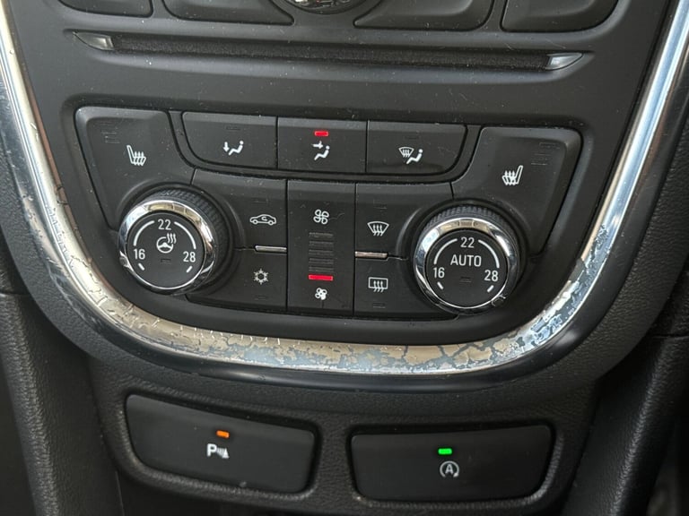 2015 Vauxhall Mokka 1.4i Turbo SE 2WD Euro 6 (s/s) 5dr HATCHBACK Petrol Manual