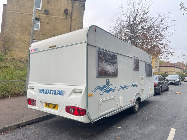 Caravan Adria Adora 532 UP Fixed Bed 2006