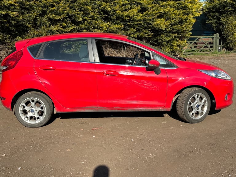 2011 Ford Fiesta 1.25 Zetec 5dr [82] HATCHBACK Petrol Manual