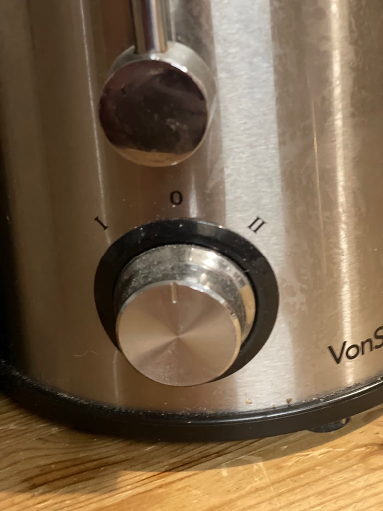 Vonshef juicer