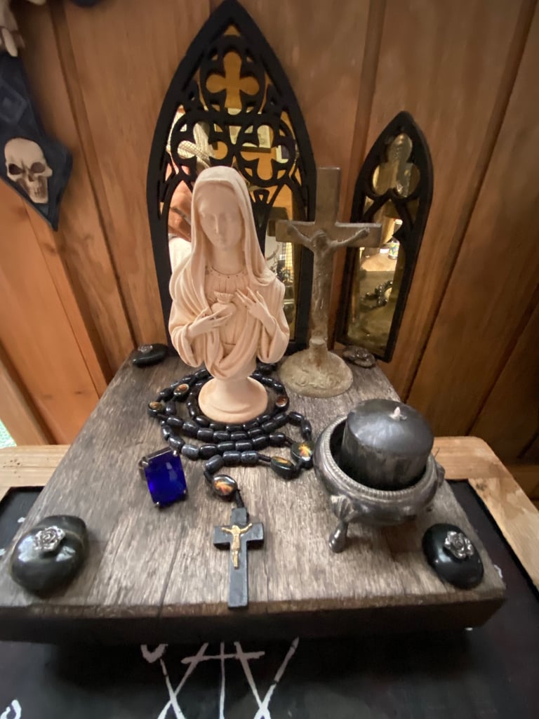 Gothic set up bundle 