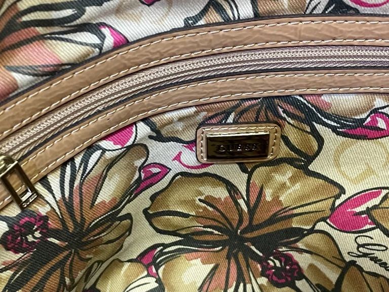 GUESS HANDBAG - WOMENS BAG