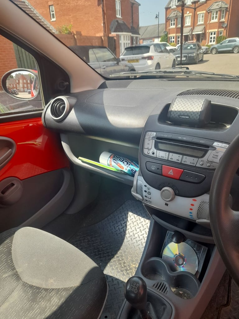 Peugeot, 107, Hatchback, 2009, Manual, 998 (cc),3 doors - Image 3