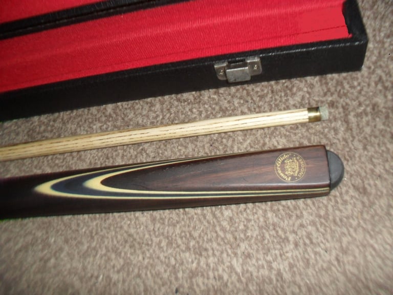 image for Powerglide 2 piece pool snooker cue in carry case
