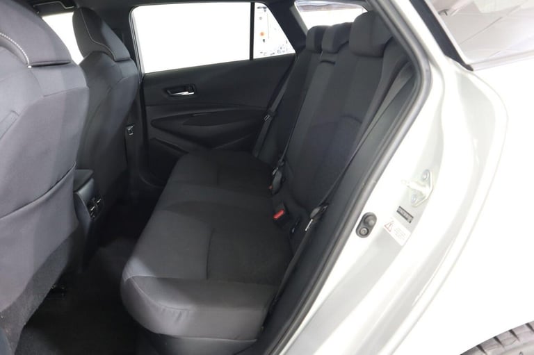 2020 Toyota Corolla 2.0 VVT-h Design Touring Sports CVT Euro 6 (s/s) 5dr Estate PETROL/ELECTRIC A...
