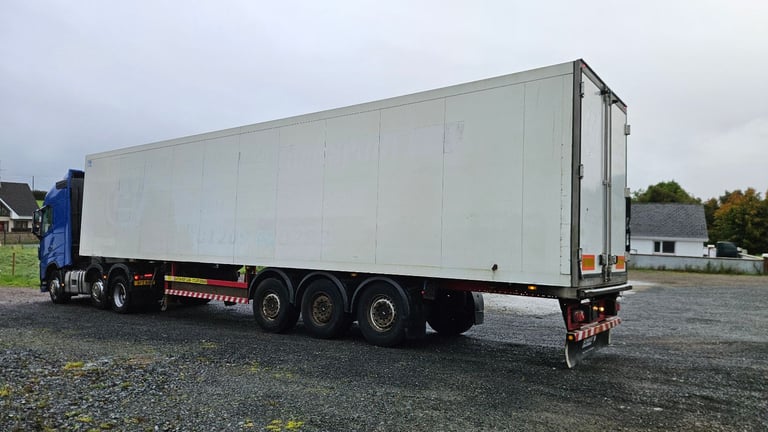 Schmitz Box Trailer