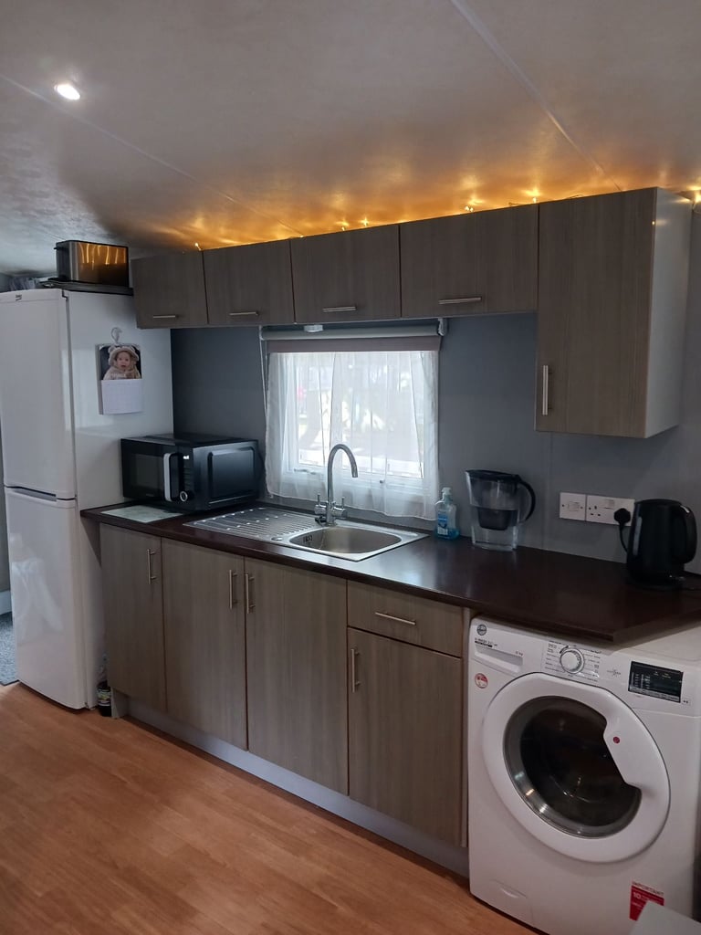 Static Caravan Sited On Hoburne Bashley, Hampshire 