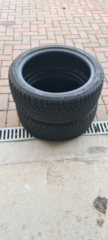 Winter tyres