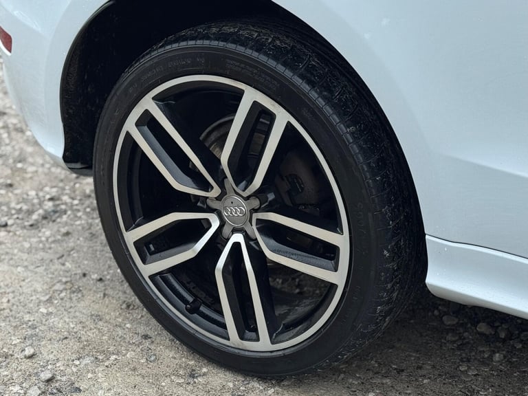  Audi Q5 2.0 TDI S line Plus Special Edition S Tronic quattro Euro 6 (s/s) 5dr Diesel Automatic