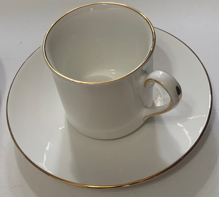 Vintage Benson & Hedges 100's bone china 2 coffee cups and 2 saucers. Brand new