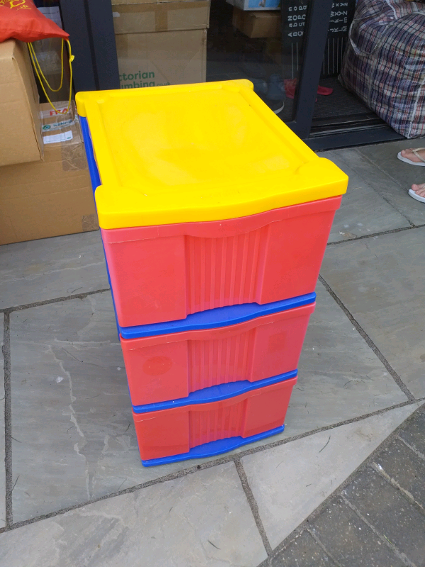 Toy storage unit with drawers
