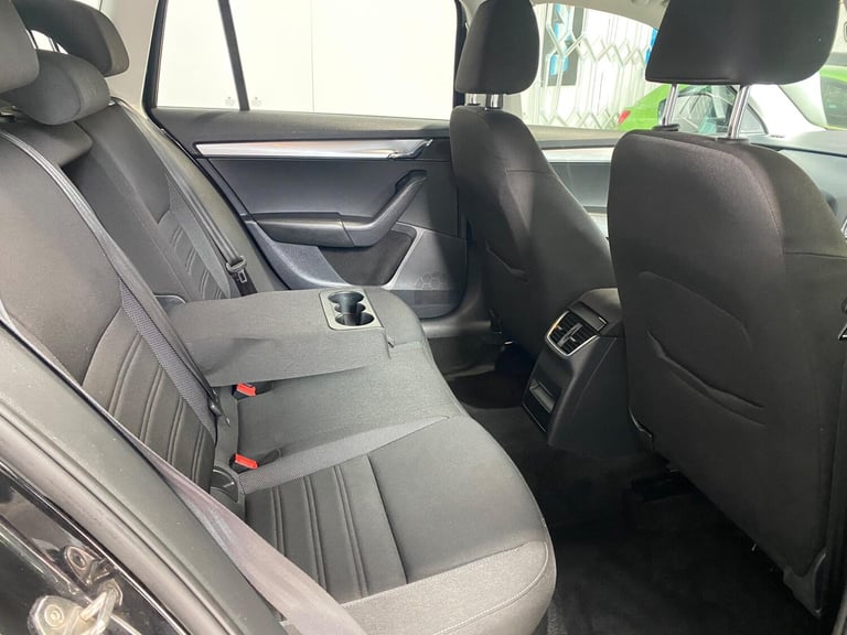 2018 Skoda Octavia 1.6 TDI SE Technology Euro 6 (s/s) 5dr ESTATE Diesel Manual