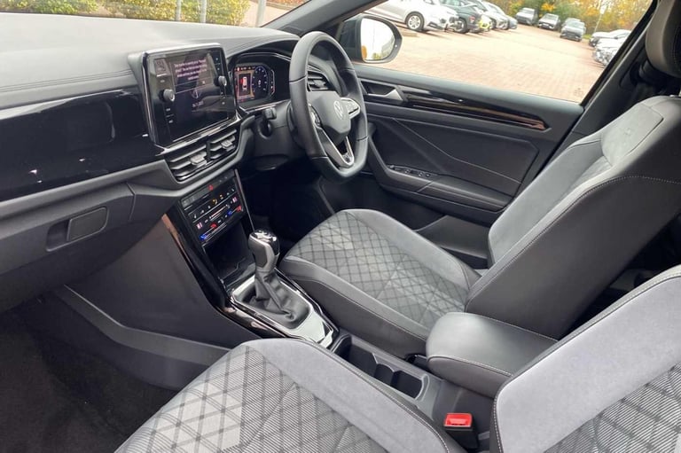2023 Volkswagen T-Roc 1.5 TSI R-Line 5dr DSG HATCHBACK Petrol Automatic