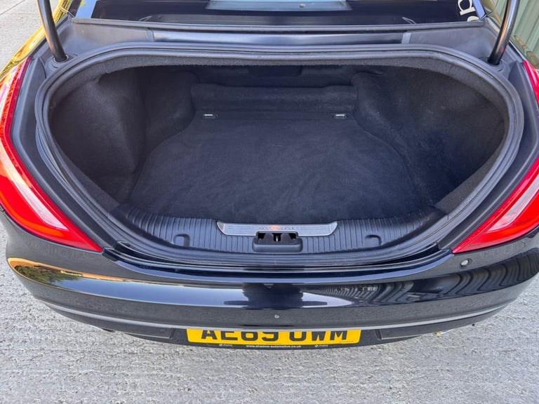 2019 Jaguar XJ 3.0d V6 XJ50 Saloon 4dr Diesel Auto Euro 6 (s/s) (300 ps) Saloon Diesel Automatic