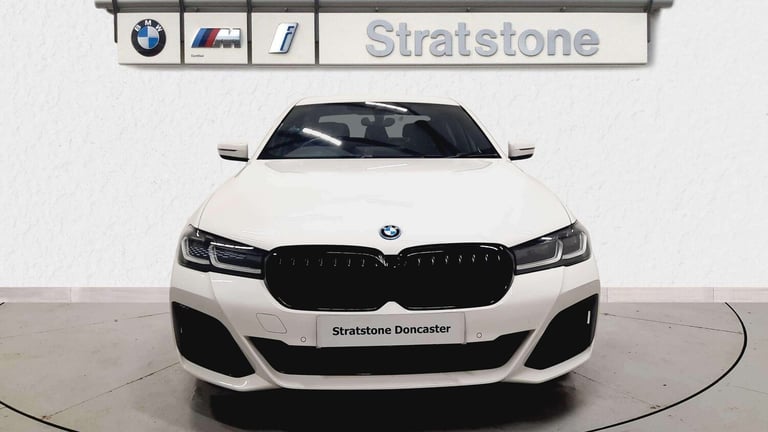 2022 BMW 5 Series 530e xDrive M Sport 4dr Auto Saloon Plug-In Hy Automatic