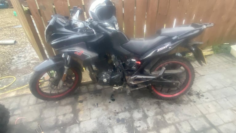 Lexmoto, ZSX, 2017, 125 (cc)