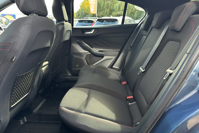  Ford Focus 1.0t Ecoboost St Line Hatchback 5dr Petrol Manual Euro 6 s/s 125 Ps