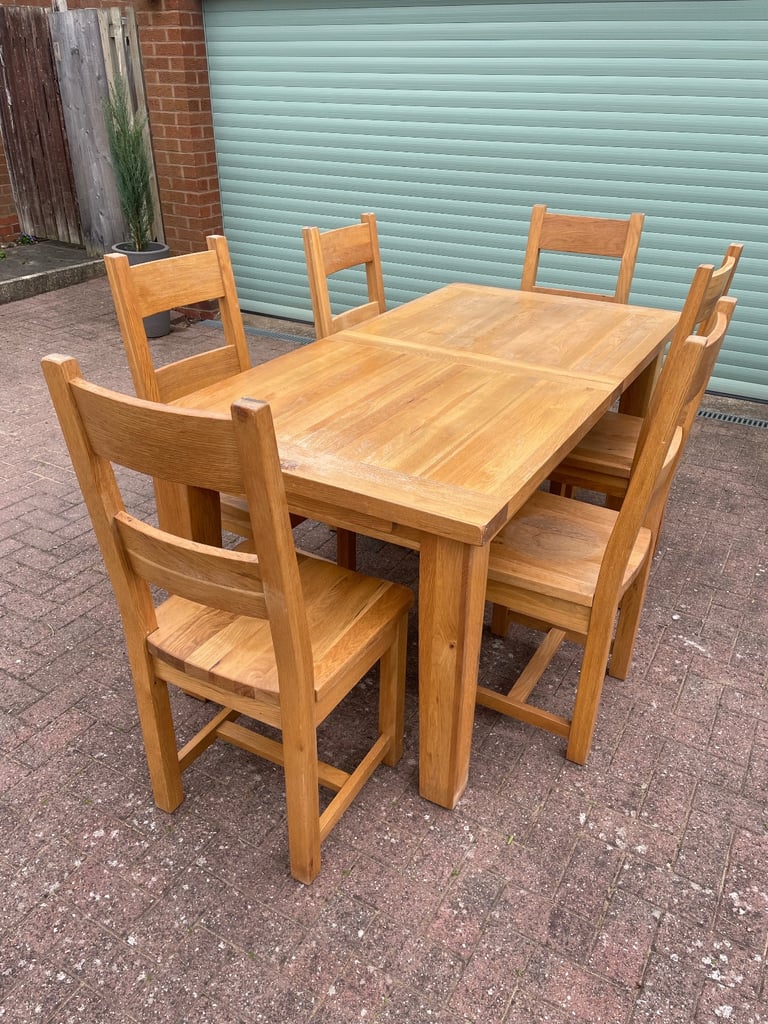 Solid Oak 6 Seater Extendable Dining Set