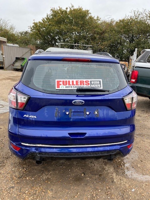 2017 Ford Kuga 2.0 TDCi ST-Line 5dr 2WD DAMAGED REPAIRABLE SALVAGE HATCHBACK Diesel Manual