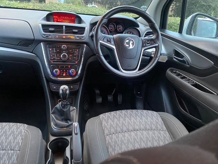 2014 Vauxhall Mokka 1.6 Exclusiv 2WD Euro 5 (s/s) 5dr HATCHBACK Petrol Manual