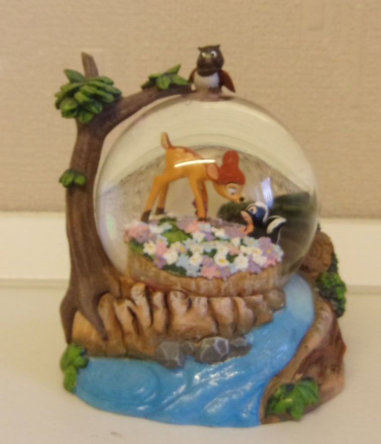 Disney Bambi Thumper & flower mini snow globe