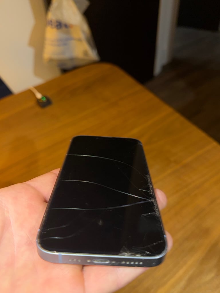 iPhone 14 128GB UNLOCKED