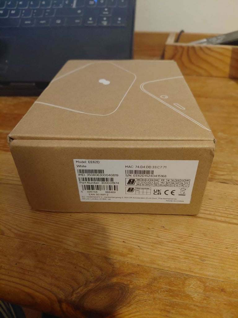 5G WiFi Router (Model EE62D) – Portable Superfast Internet – £90 ONO