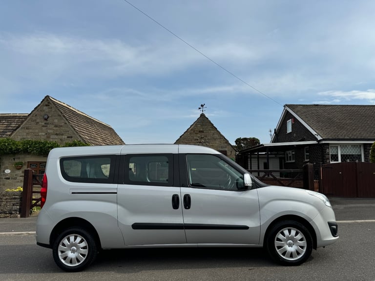 2018 Vauxhall Combo 2018 VAUXHALL COMBO 1.3 CDTI 16V COLORADO LWB EURO 6 CREW VAN Crew Van Diesel...
