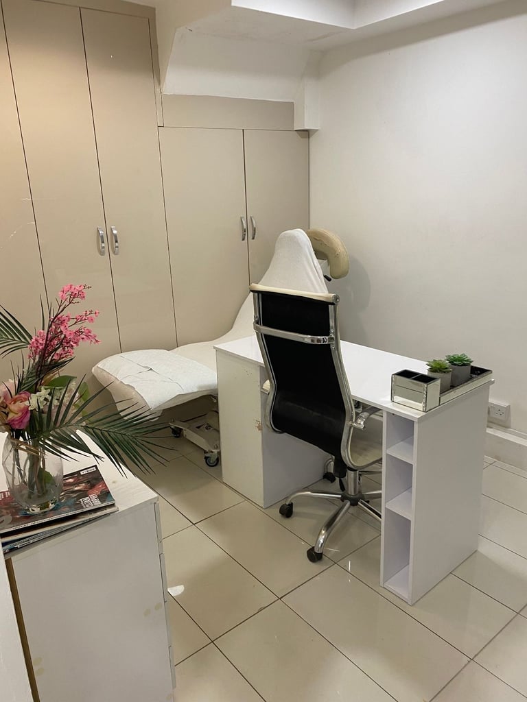 image for BEAUTY ROOM TO LET 