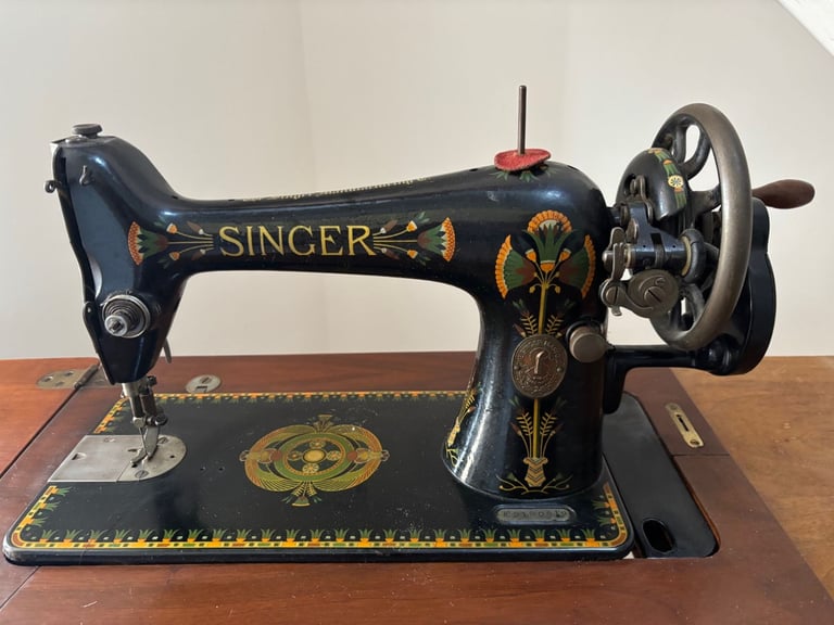 Treadle and hand-cranked Singer sewing machine - vintage, Lotus decals